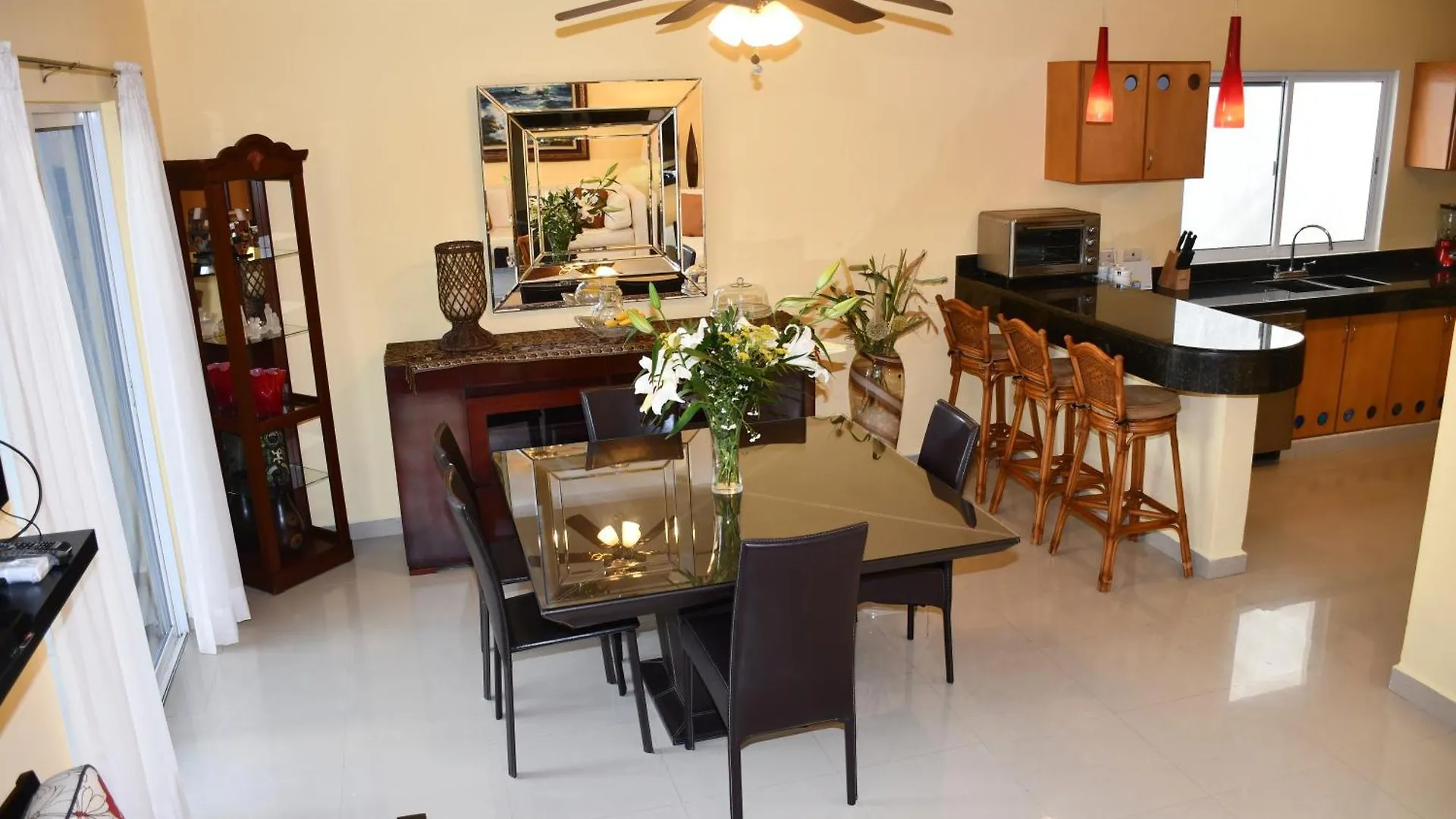 Casa Sol 3 & 4 Bedroom Villa With Swimming Pool Close To The Beach Playa del Carmen Mexico