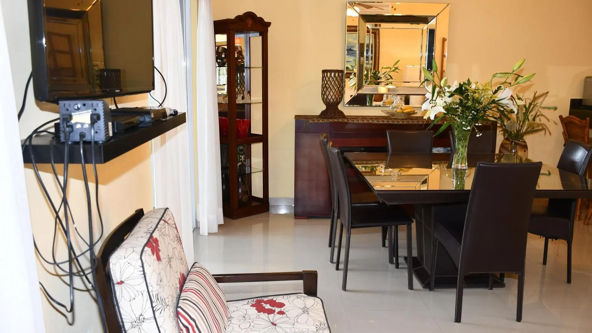 Casa Sol 3 & 4 Bedroom Villa With Swimming Pool Close To The Beach Playa del Carmen