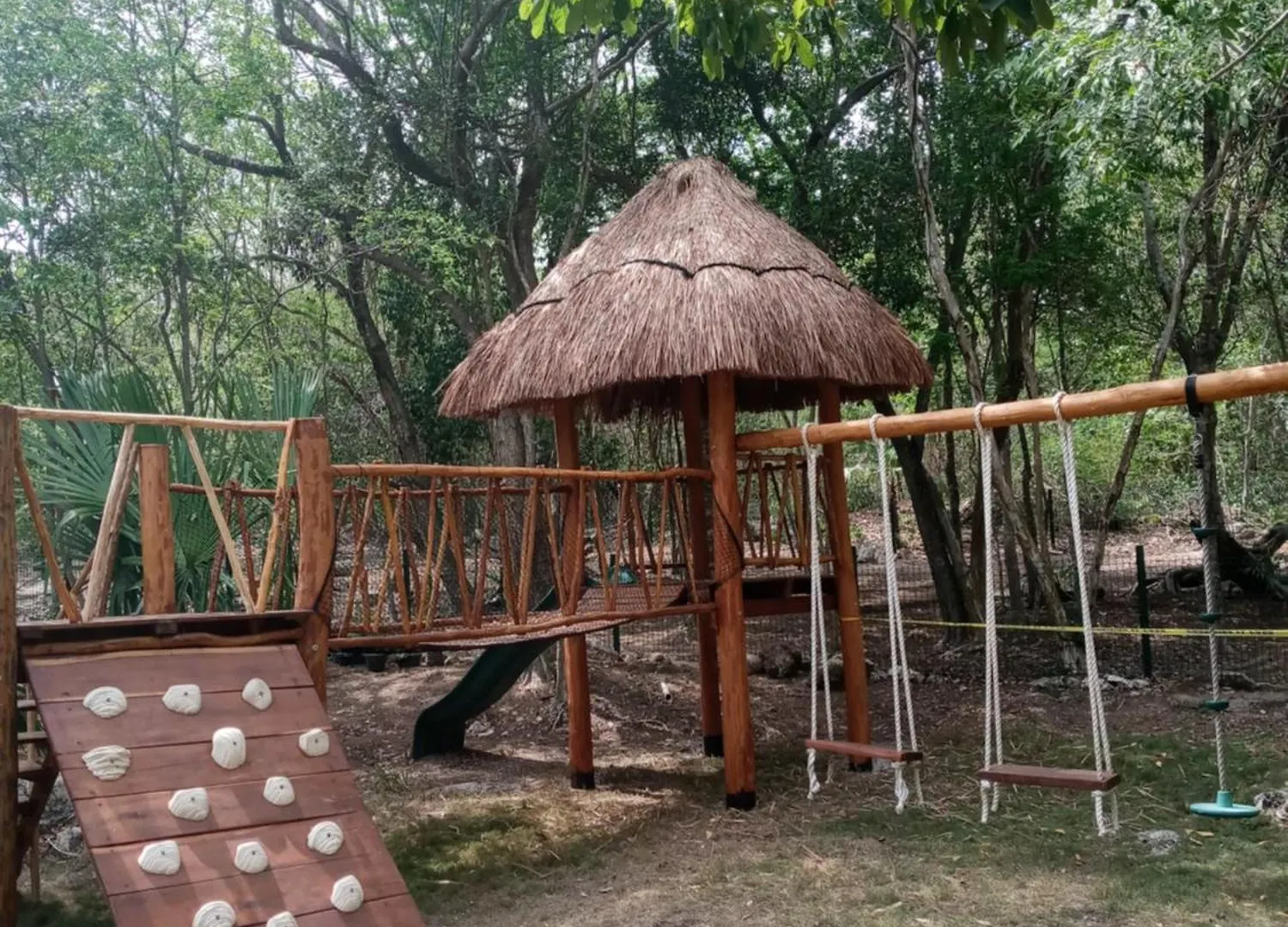 Casa Sol 3 & 4 Bedroom Villa With Swimming Pool Close To The Beach Playa del Carmen Mexico