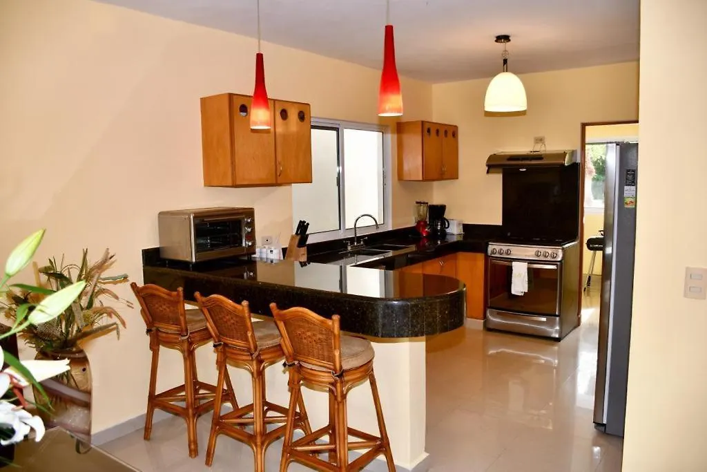 Casa Sol 3 & 4 Bedroom Villa With Swimming Pool Close To The Beach Playa del Carmen