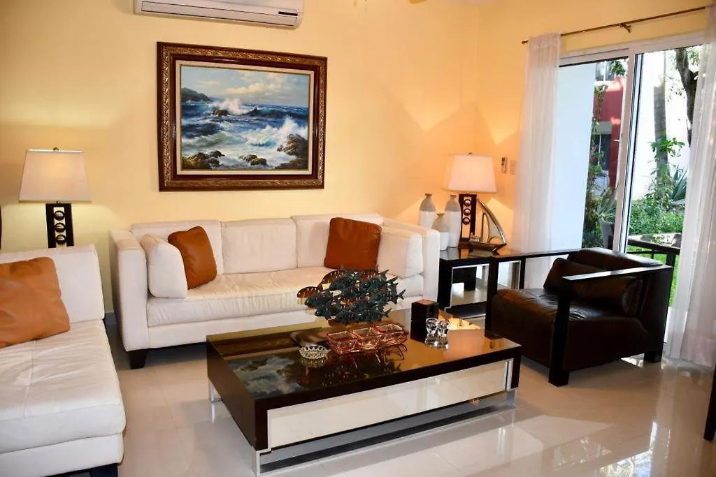 Casa Sol 3 & 4 Bedroom Villa With Swimming Pool Close To The Beach Playa del Carmen