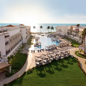 5* אתר נופש Hilton Playa Del Carmen, An Adult Only