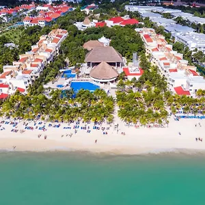 4* Üdülőközpont Viva Maya By Wyndham, A Trademark
